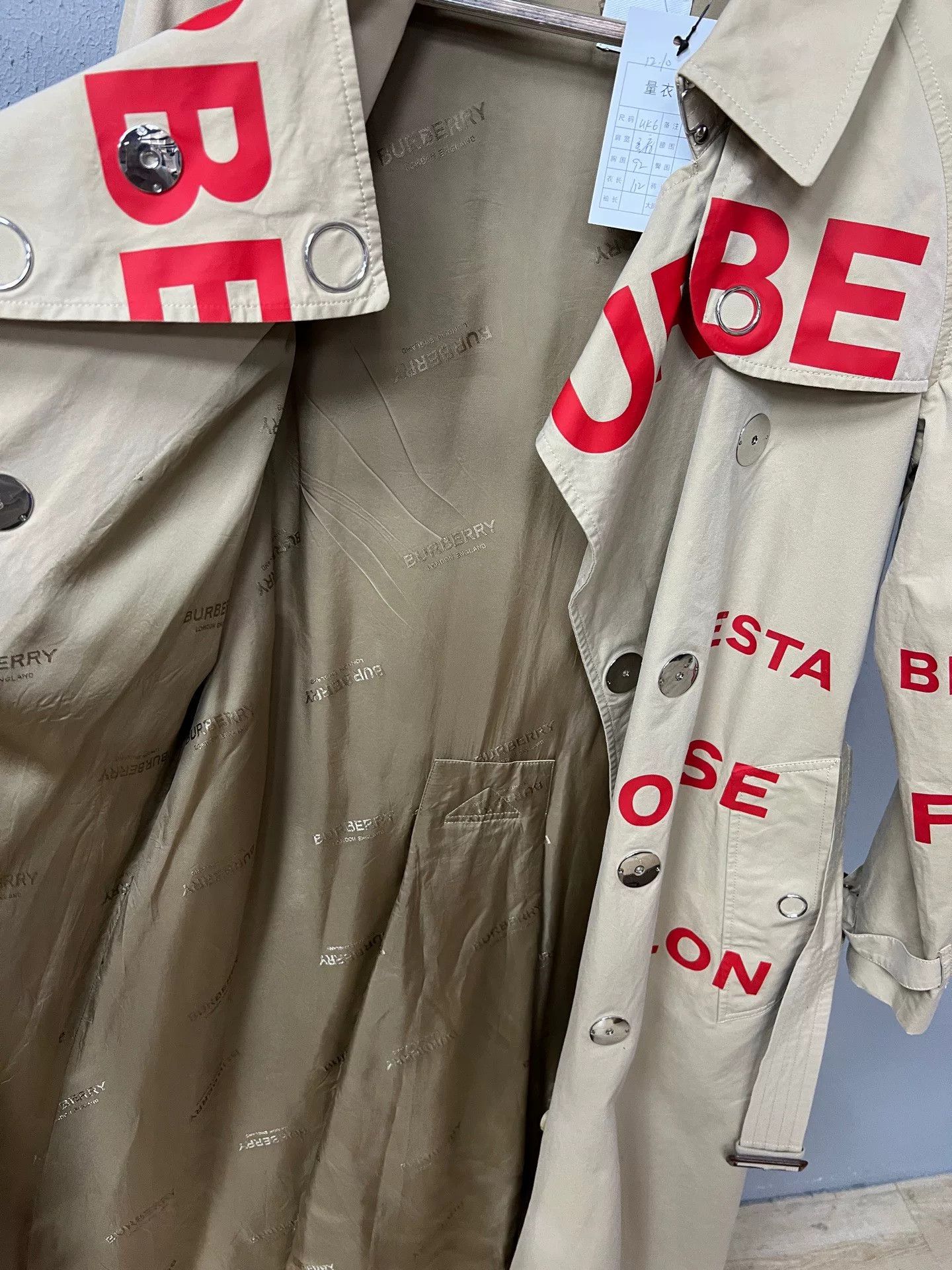Burberry Burberry Beige Trench Coat Size UK6 Size XS / US 0-2 / IT 36-38 - 4 Thumbnail