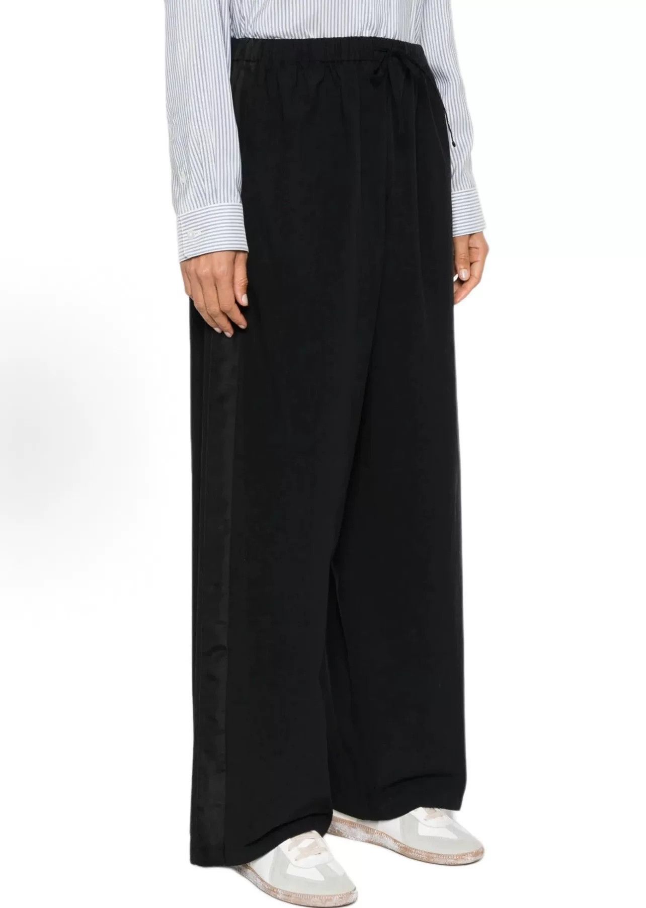 The Row The Row Black Casual Wide-Leg Pants Size 30" / US 8 / IT 44 - 2 Thumbnail