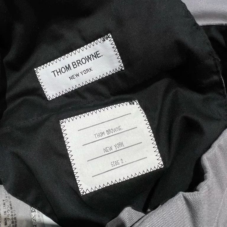 Thom Browne thom browne gray striped trousers Size US 28 / EU 44 - 6 Thumbnail