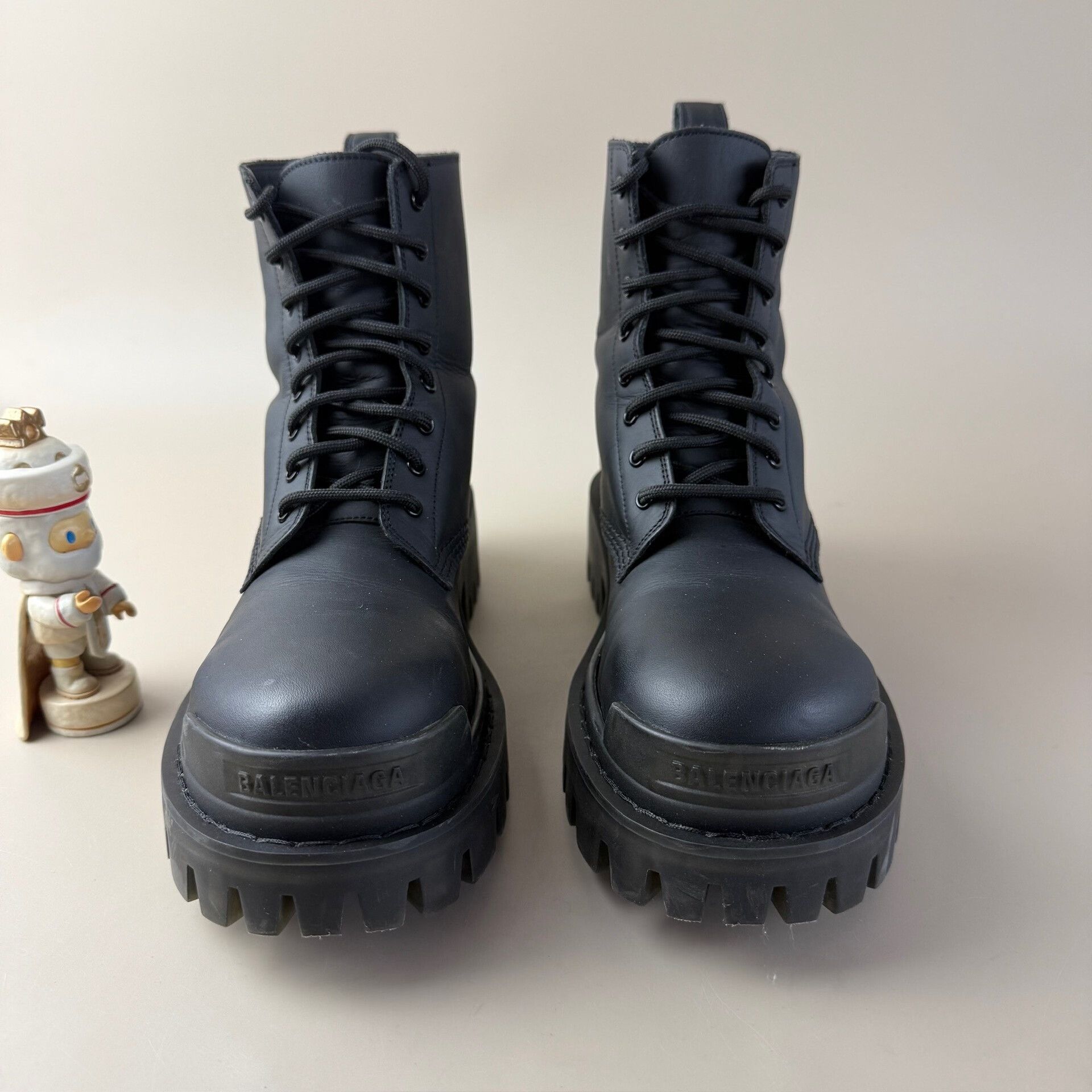Balenciaga balenciaga black platform ankle boots size 35.5 Size US 5 / IT 35 - 2 Thumbnail