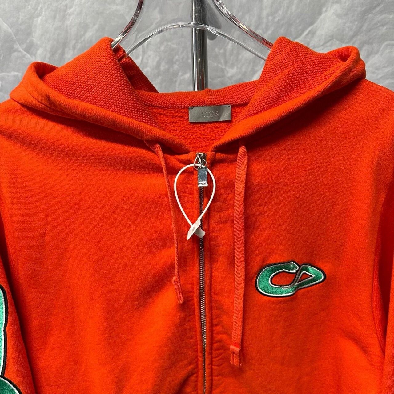 Dior dior uniform ss25 embroidered hooded jacket Size S / US 4 / IT 40 - 2 Thumbnail