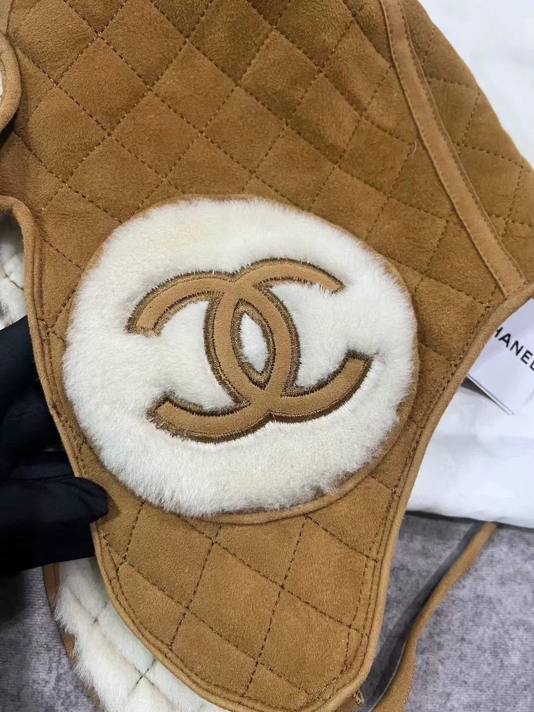 Chanel chanel khaki fleece hat Size ONE SIZE - 2 Thumbnail