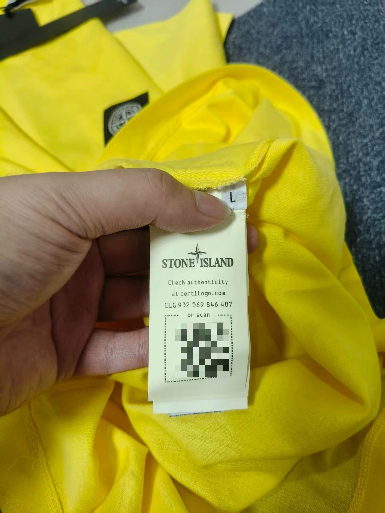 Stone Island bright yellow short sleeve t-shirt Size US XXL / EU 58 / 5 - 3 Thumbnail