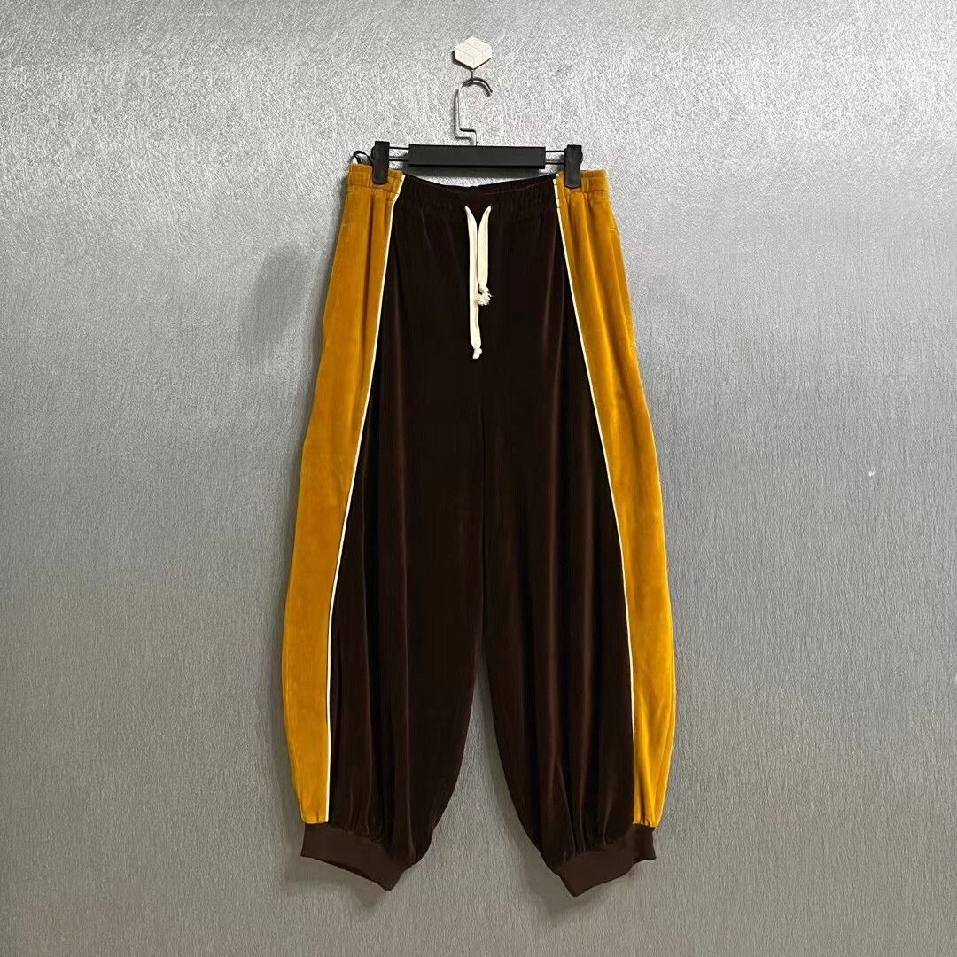 Gucci gucci velvet trackpants in brown and yellow Size 22" - 2 Thumbnail