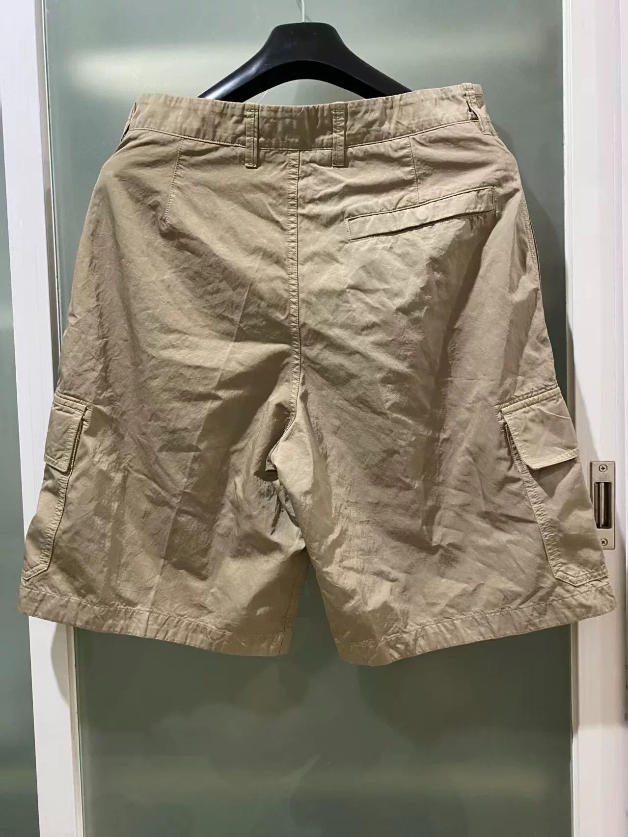 Stone Island stone island logo cargo shorts size 30 Size US 30 / EU 46 - 2 Thumbnail
