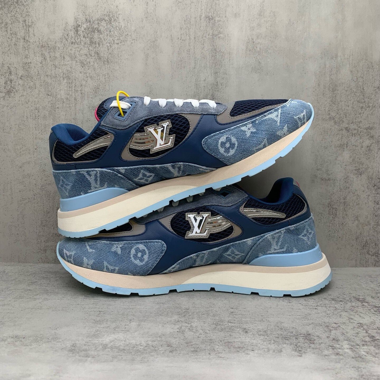 Louis Vuitton Louis Vuitton Blue Denim Sneakers Size US 7.5 / EU 40-41 - 3 Thumbnail