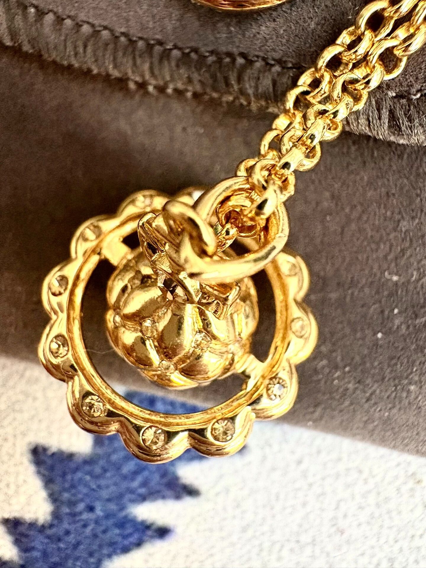 Vivienne Westwood Vivienne Westwood Gold Orb Saturn Necklace Size ONE SIZE - 4 Thumbnail