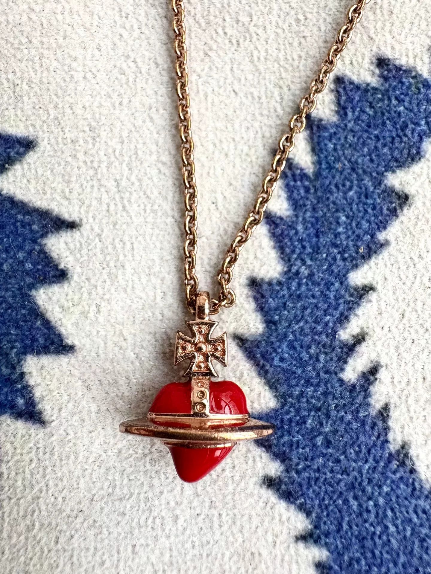Vivienne Westwood Vivienne Westwood Red Heart Saturn Necklace Size ONE SIZE - 2 Thumbnail