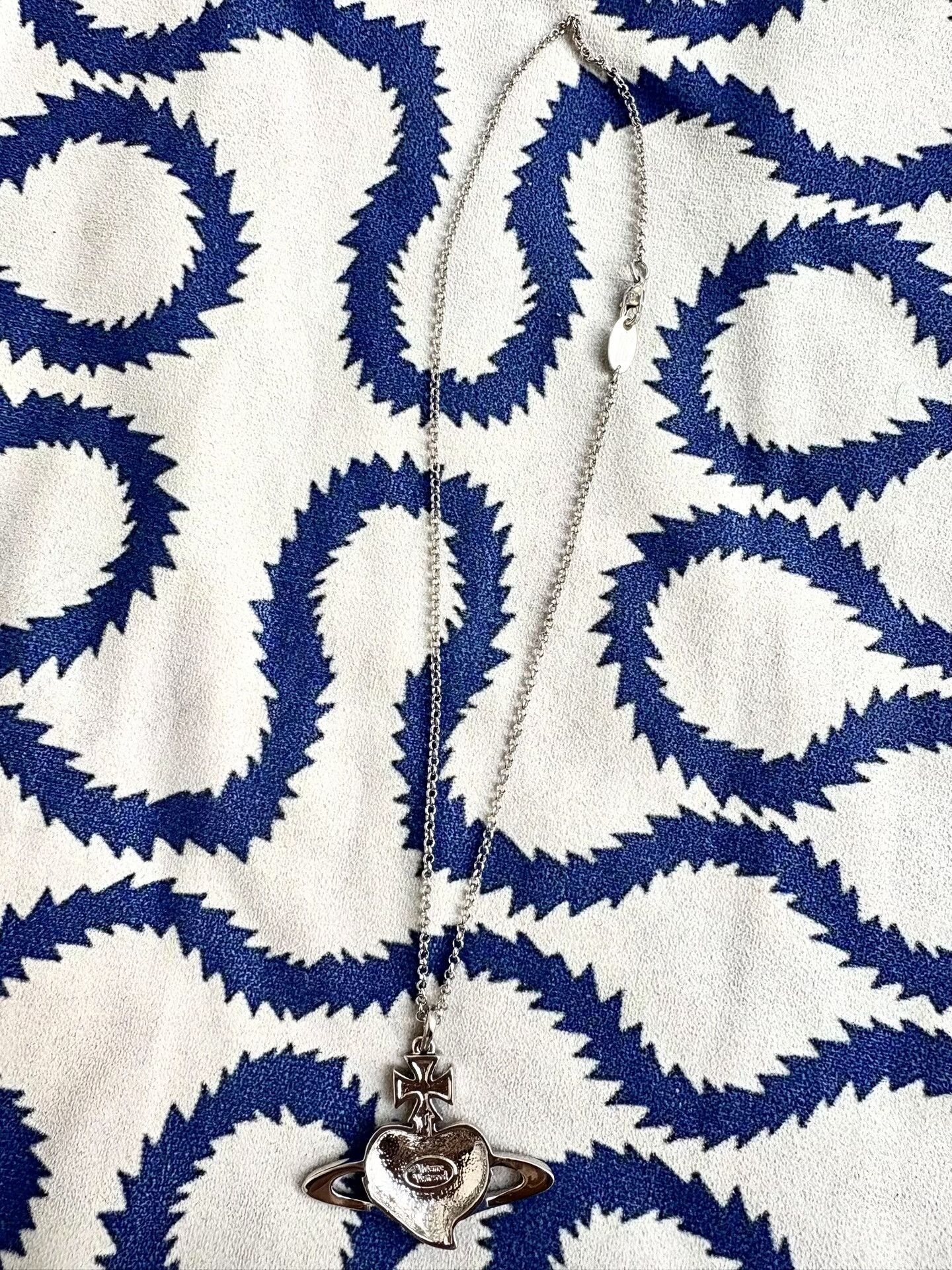 Vivienne Westwood Vivienne Westwood Enamel Saturn Heart Necklace Size ONE SIZE - 4 Thumbnail