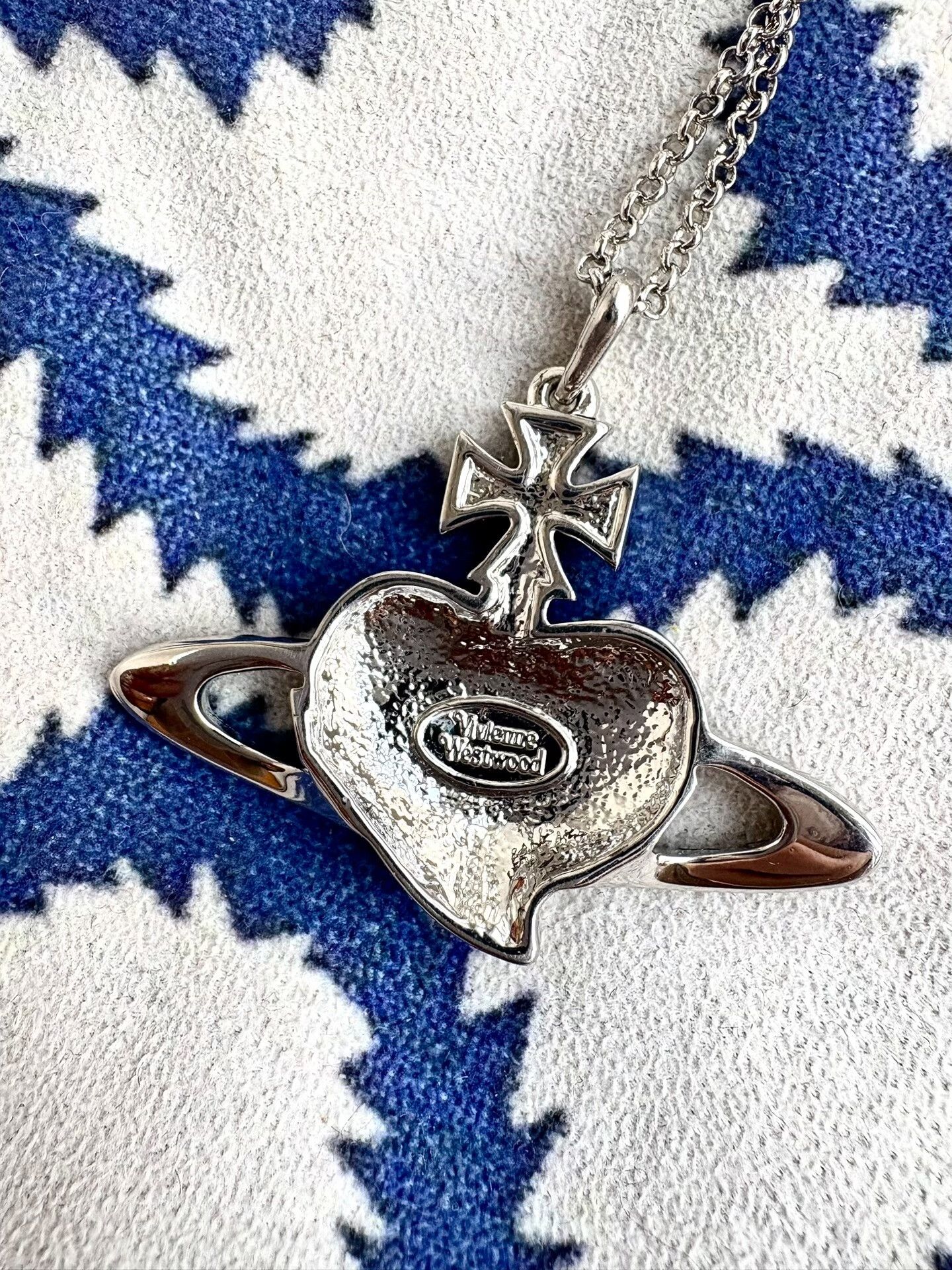 Vivienne Westwood Vivienne Westwood Enamel Saturn Heart Necklace Size ONE SIZE - 3 Thumbnail