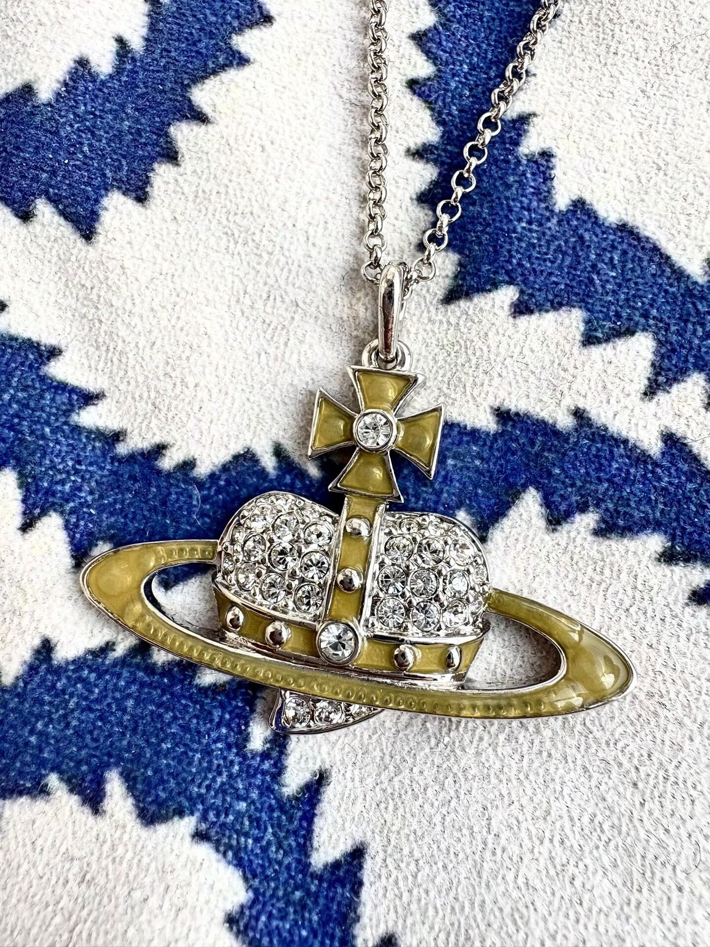 Vivienne Westwood Vivienne Westwood Enamel Saturn Heart Necklace Size ONE SIZE - 2 Thumbnail