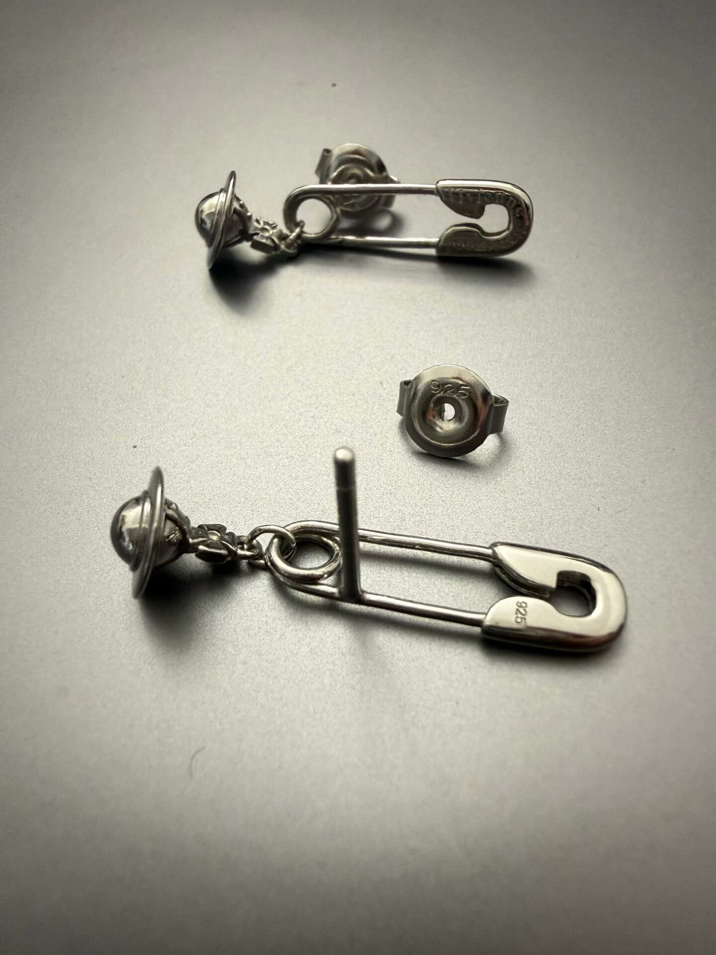 Vivienne Westwood Vivienne Westwood Silver Safety Pin Earrings Size ONE SIZE - 3 Thumbnail