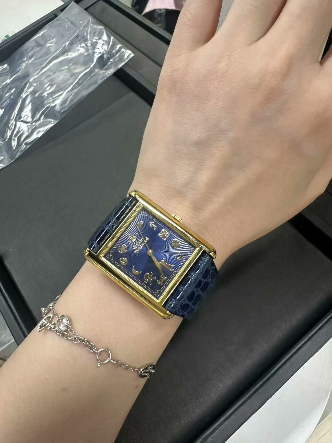 Vivienne Westwood Vivienne Westwood Saturn Watch Size ONE SIZE - 3 Thumbnail
