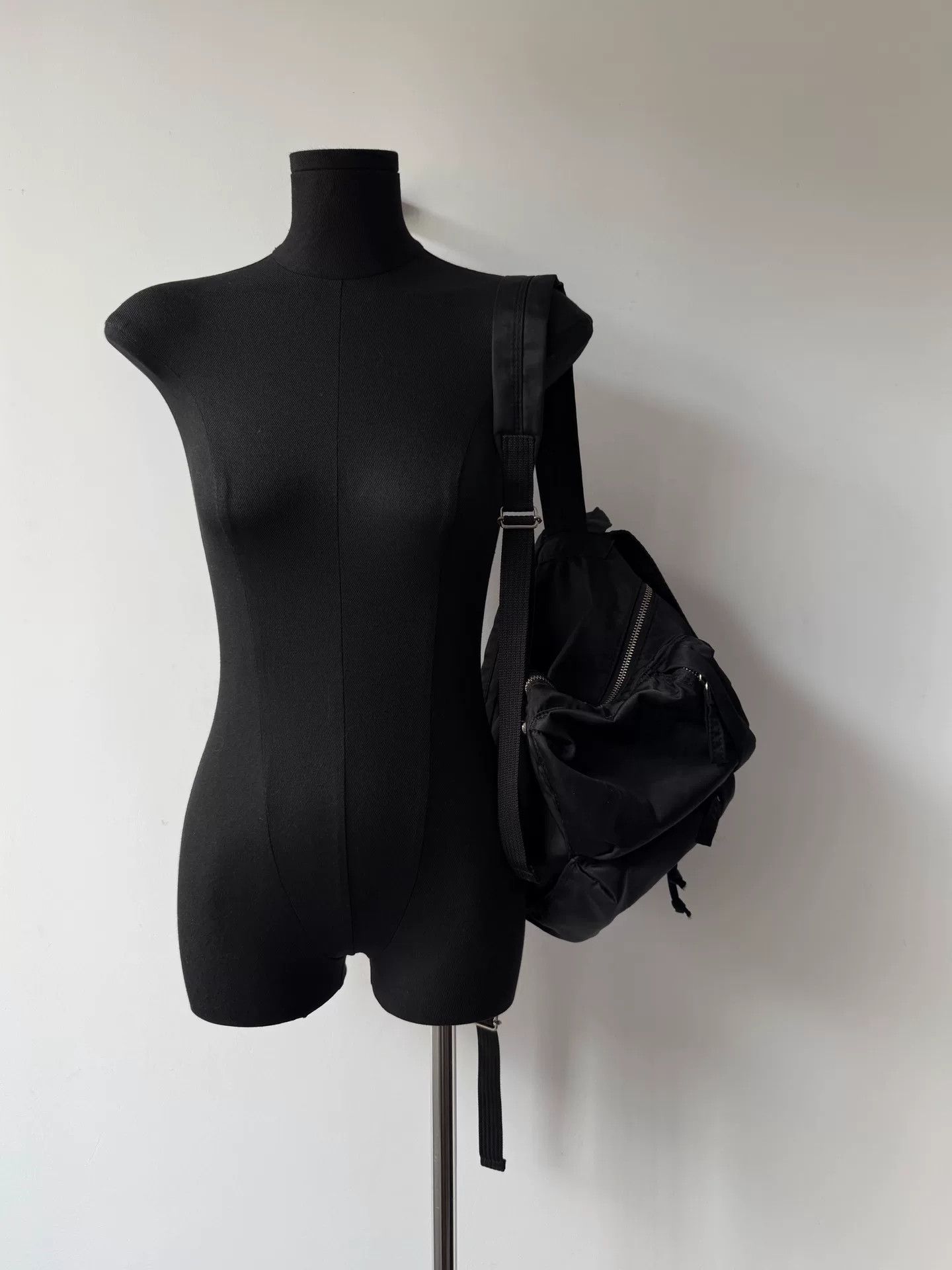 Jean Paul Gaultier Jean Paul Gaultier Black Parachute Backpack Size ONE SIZE - 3 Thumbnail