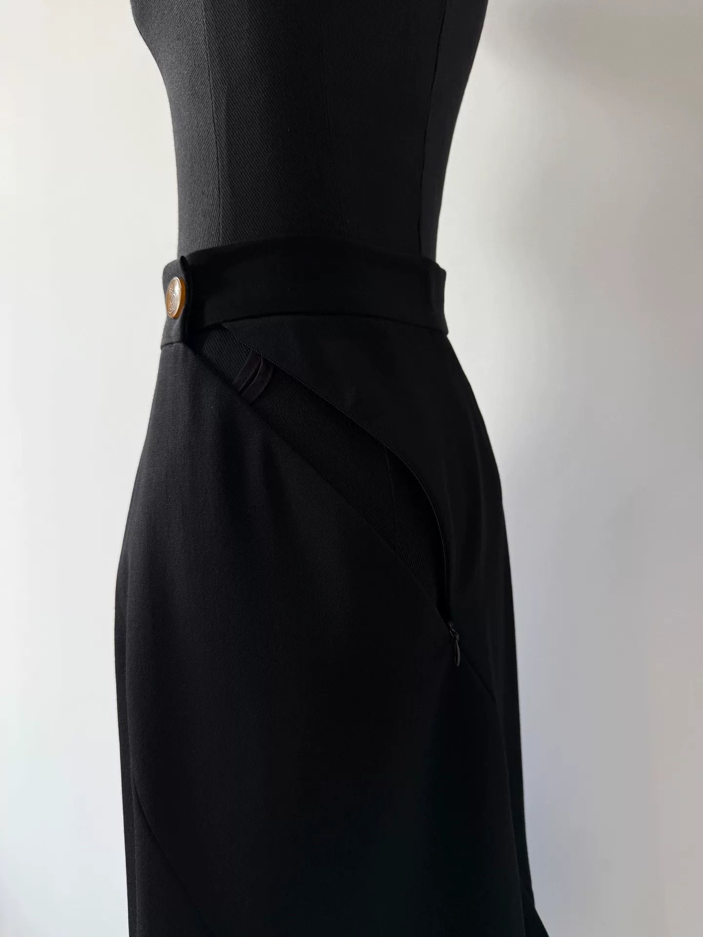 Vivienne Westwood Vivienne Westwood Red Label Black Tailored Skirt Size 25" / US 0 / IT 36 - 4 Thumbnail