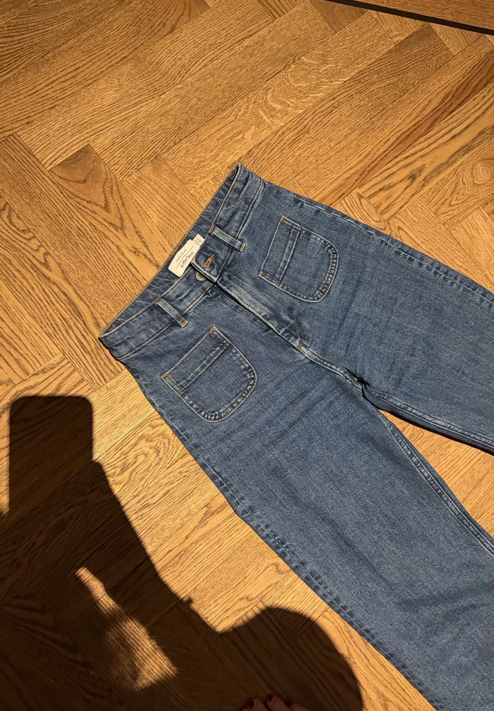 & Other Stories & Other Stories Jeans med fickor fram Jeans Size 25" / US 0 / IT 36 - 2 Thumbnail