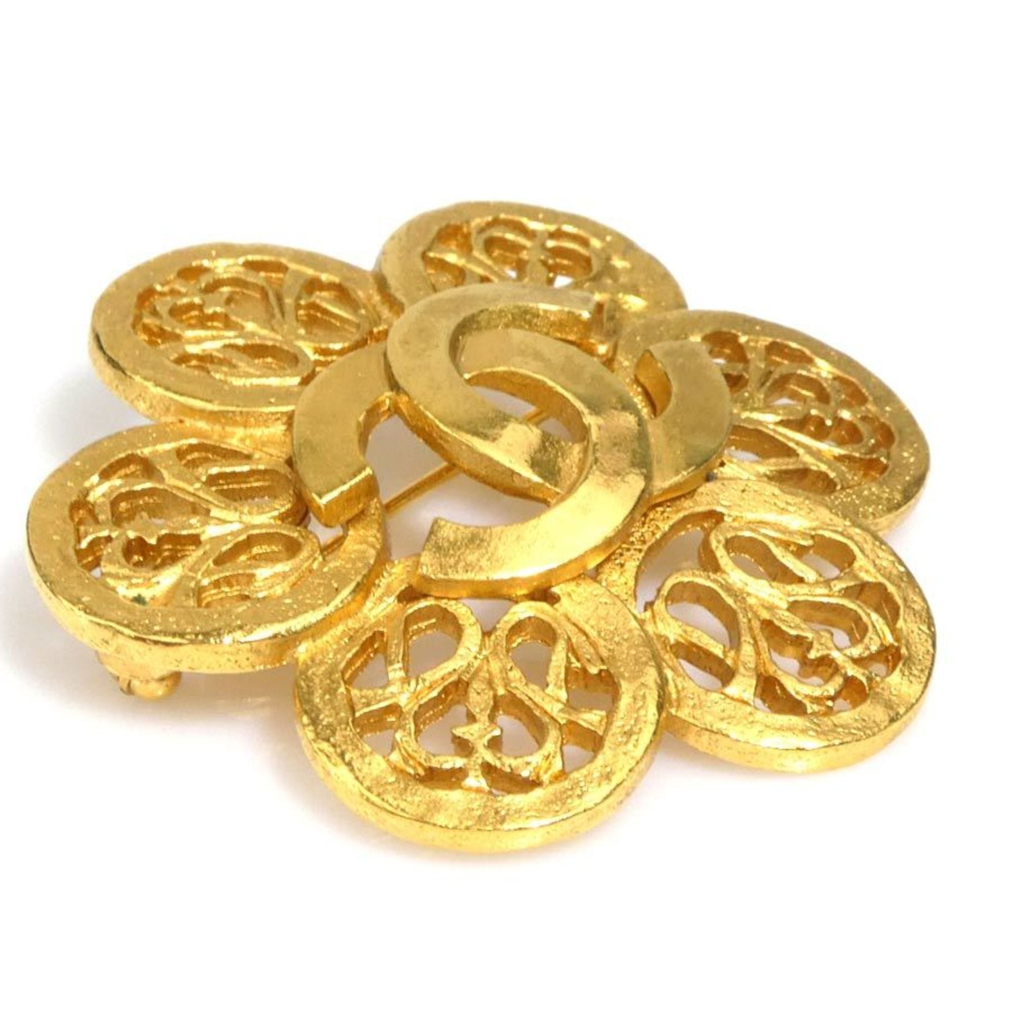 Chanel CHANEL Coco Mark Metal Gold Brooch for Women e61321n Size ONE SIZE - 2 Thumbnail