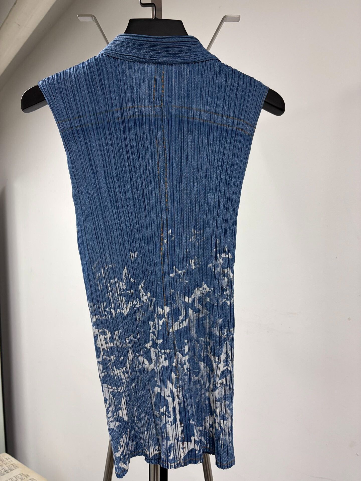Pleats Please Issey Miyake Pleats Please ISSEY MIYAKE Denim Top Size XL / US 12-14 / IT 48-50 - 2 Thumbnail
