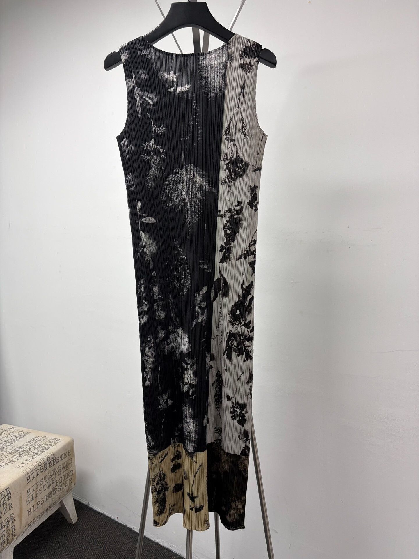 Issey Miyake Pleats Please ISSEY MIYAKE Dress Size 4 Size XL / US 12-14 / IT 48-50 - 2 Thumbnail
