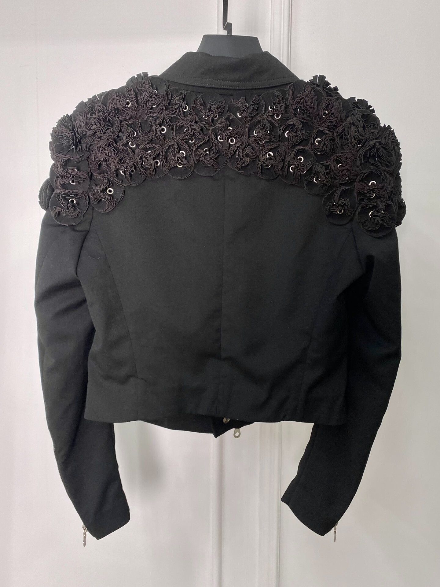 Noir Kei Ninomiya Floral Embellished Black Jacket Size US S / EU 44-46 / 1 - 4 Thumbnail