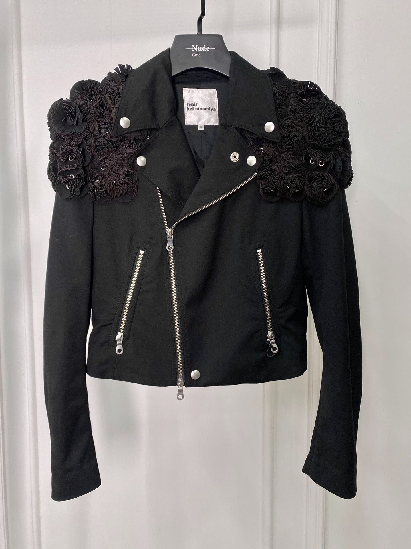 Noir Kei Ninomiya Floral Embellished Black Jacket Size US S / EU 44-46 / 1 - 3 Thumbnail