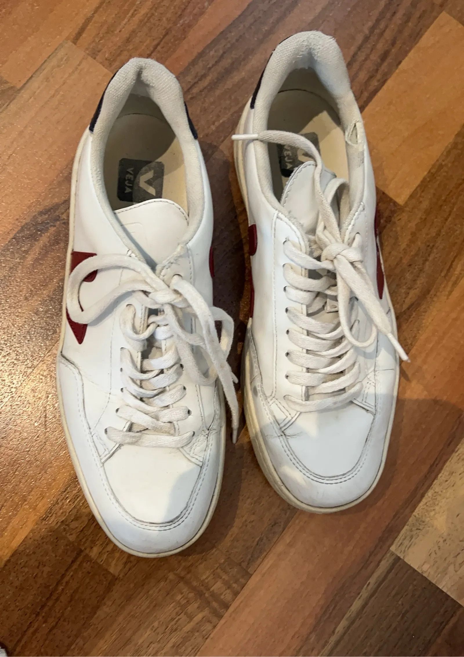 Veja Veja Sneakers Size US 10 / IT 40 - 2 Thumbnail