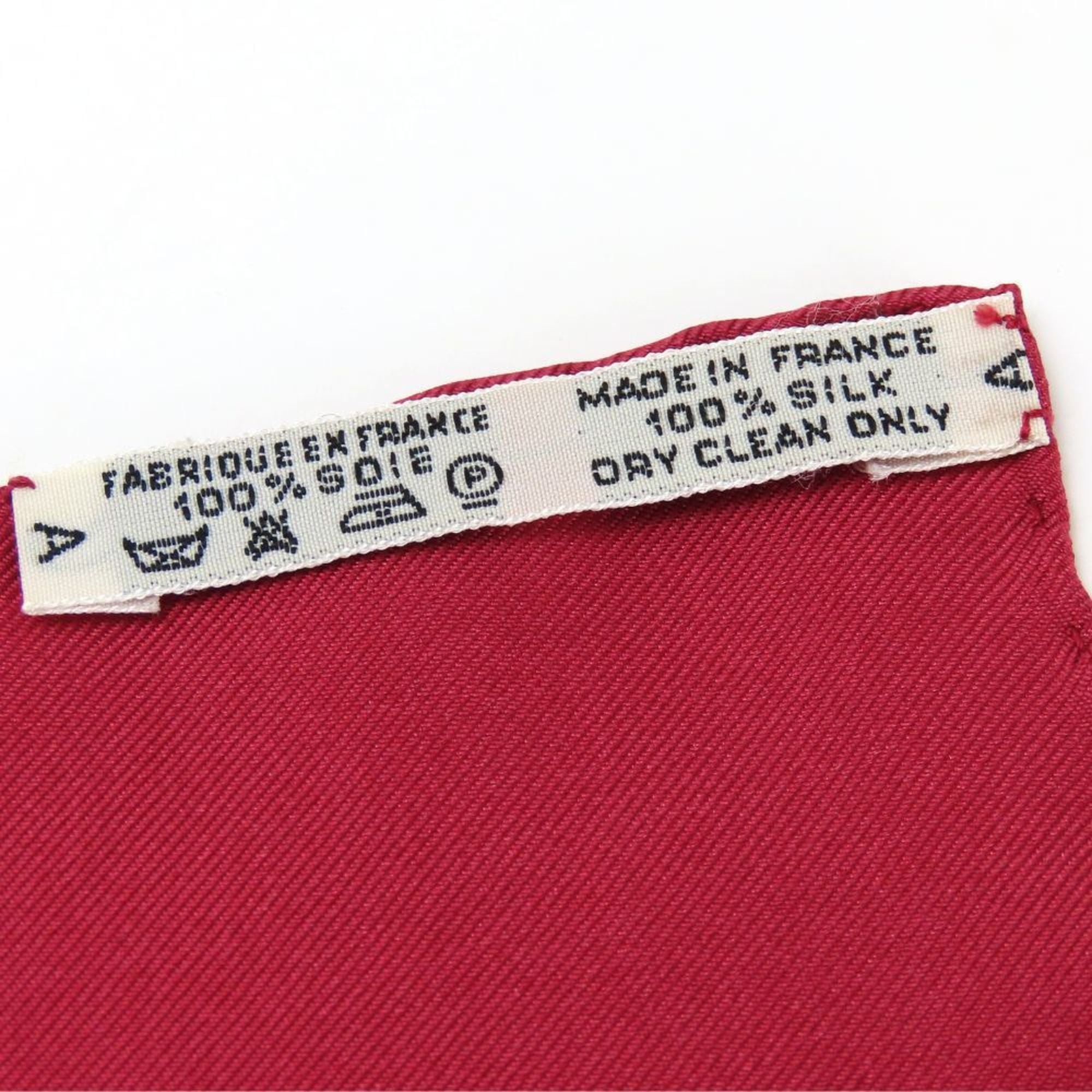 Hermes Hermès Carré 90 Scarf, "Qu Importe Le Flacon" Perfume Bottle, Silk, White, Bordeaux, Multicolor, Women's, HERMES Size ONE SIZE - 12 Thumbnail