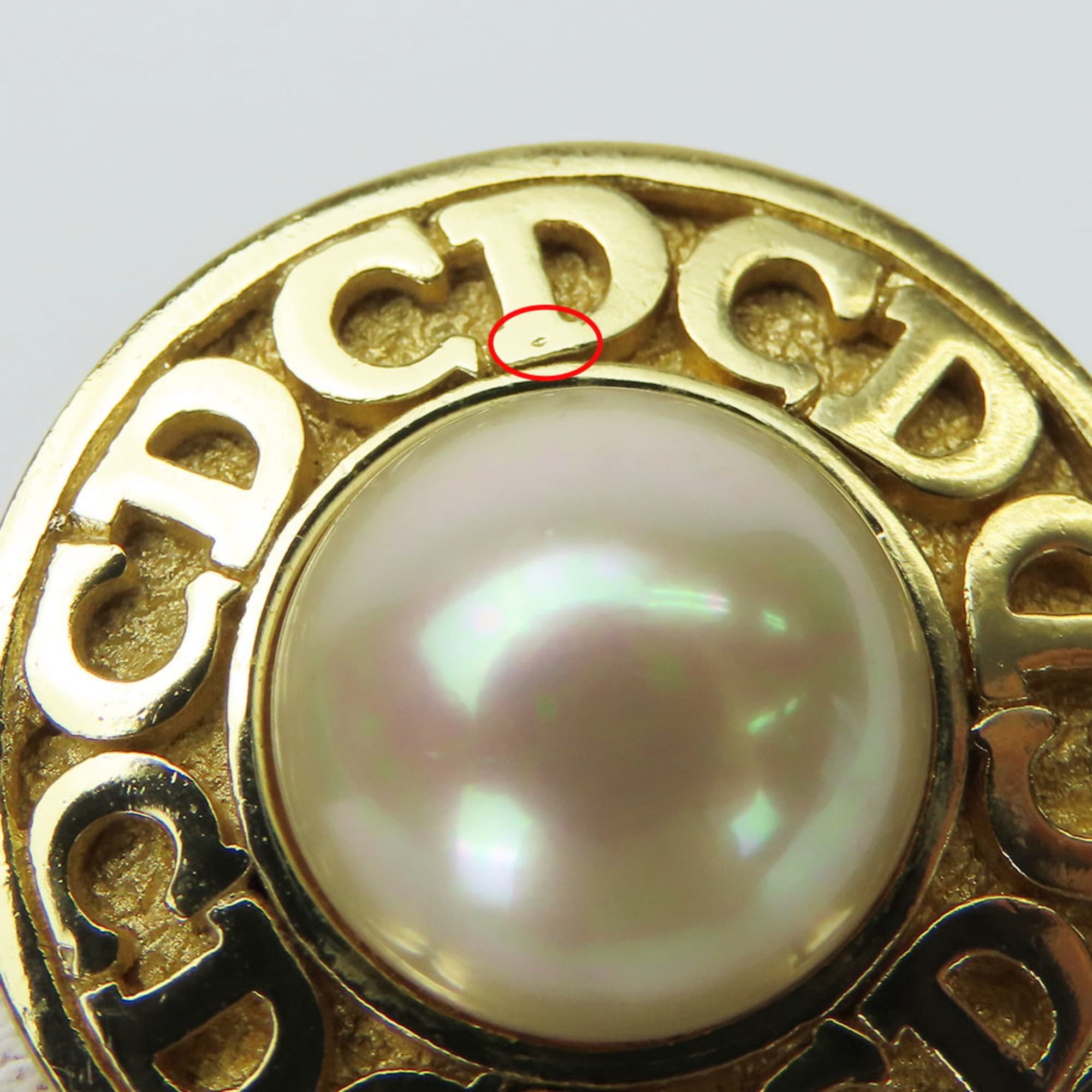 Dior Christian Dior CD logo metal earrings, gold plated, with faux pearls, for women. Size ONE SIZE - 11 Thumbnail
