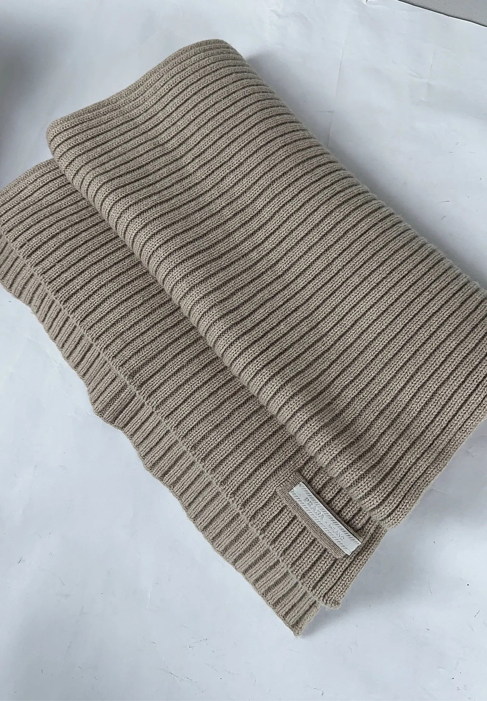Prada Prada Scarf Size ONE SIZE - 3 Thumbnail