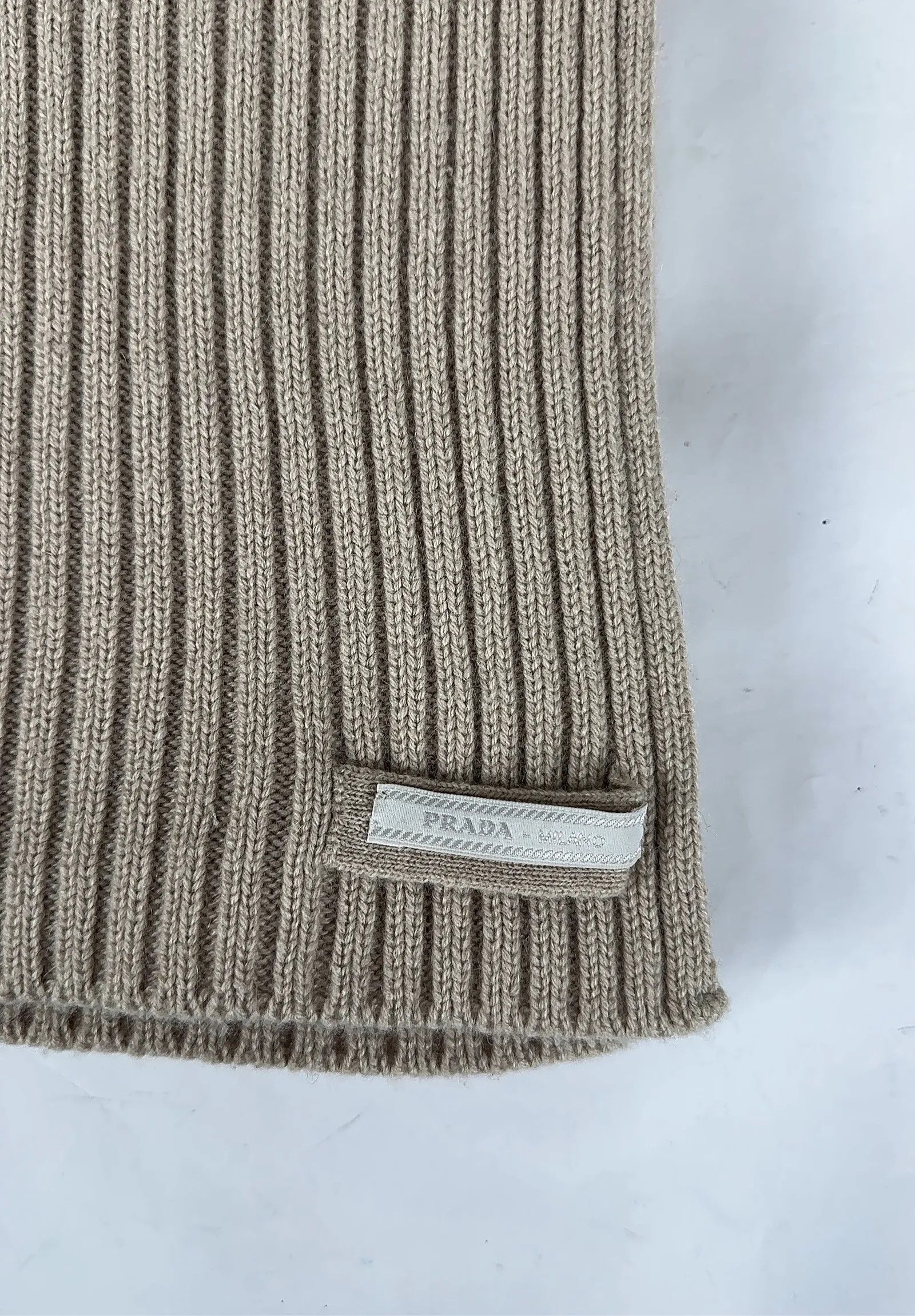 Prada Prada Scarf Size ONE SIZE - 2 Thumbnail