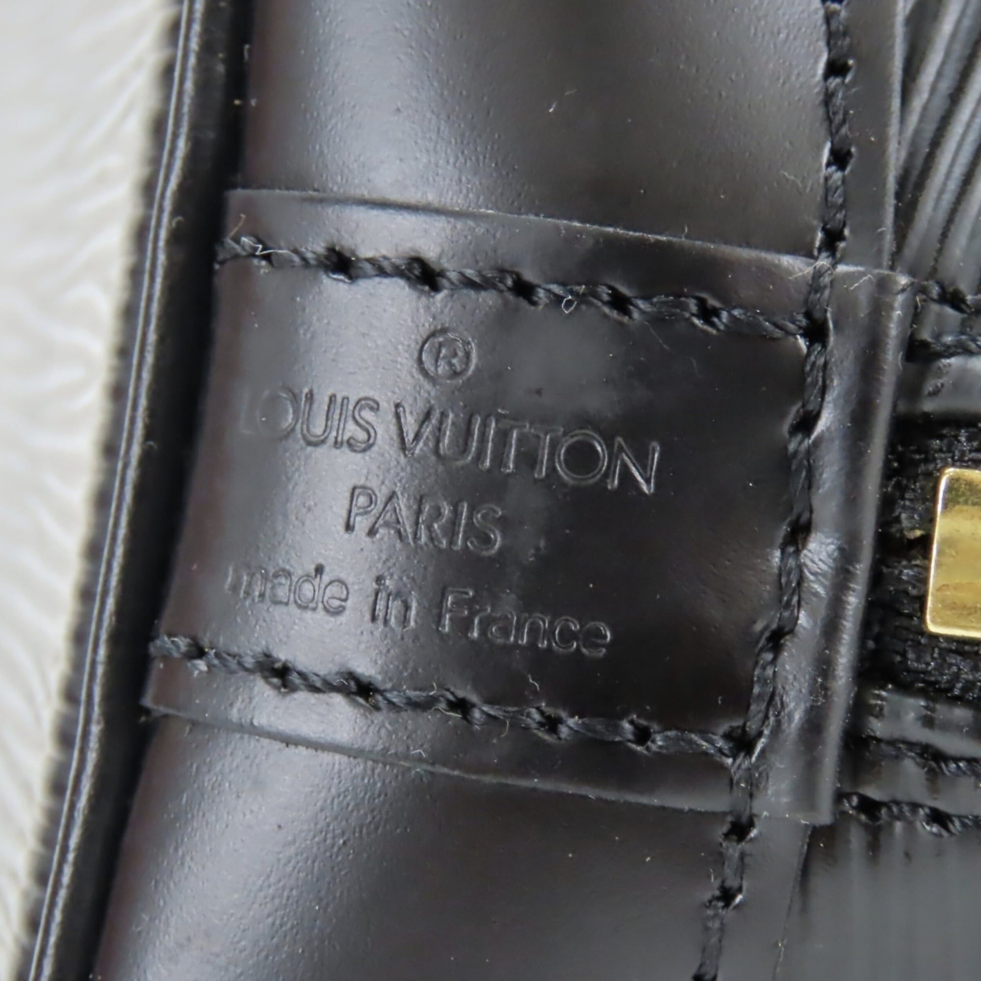 Louis Vuitton Louis Vuitton Alma Handbag M52142 Epi Leather Noir Black with Gold Hardware Chic Women's LOUIS VUITTON Size ONE SIZE - 12 Thumbnail