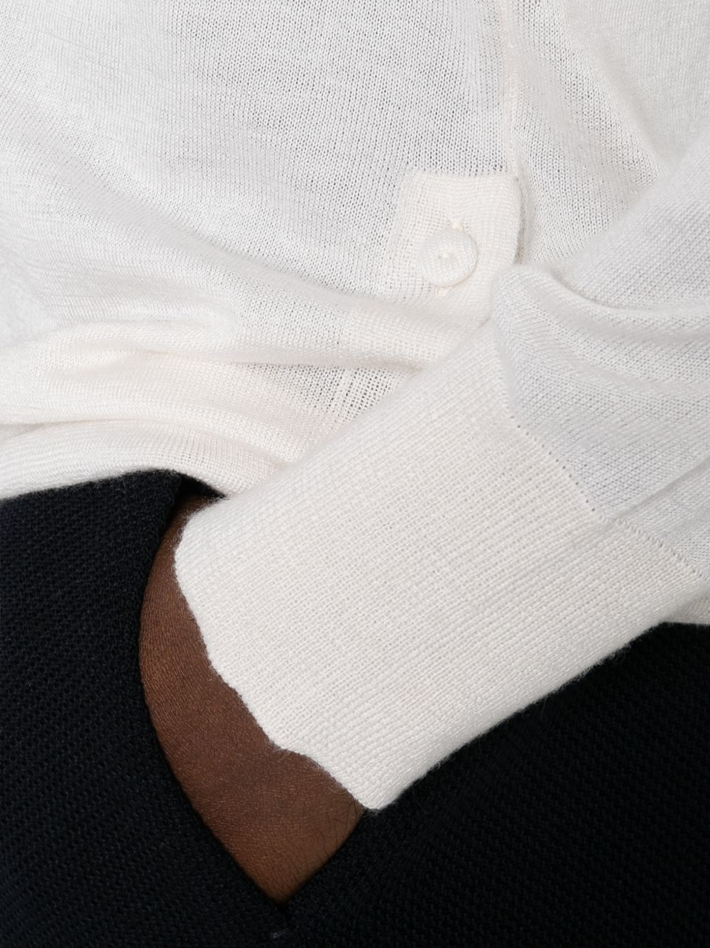 Max Mara CASHMERE AND SILK SWEATER Size M / US 6-8 / IT 42-44 - 2 Thumbnail