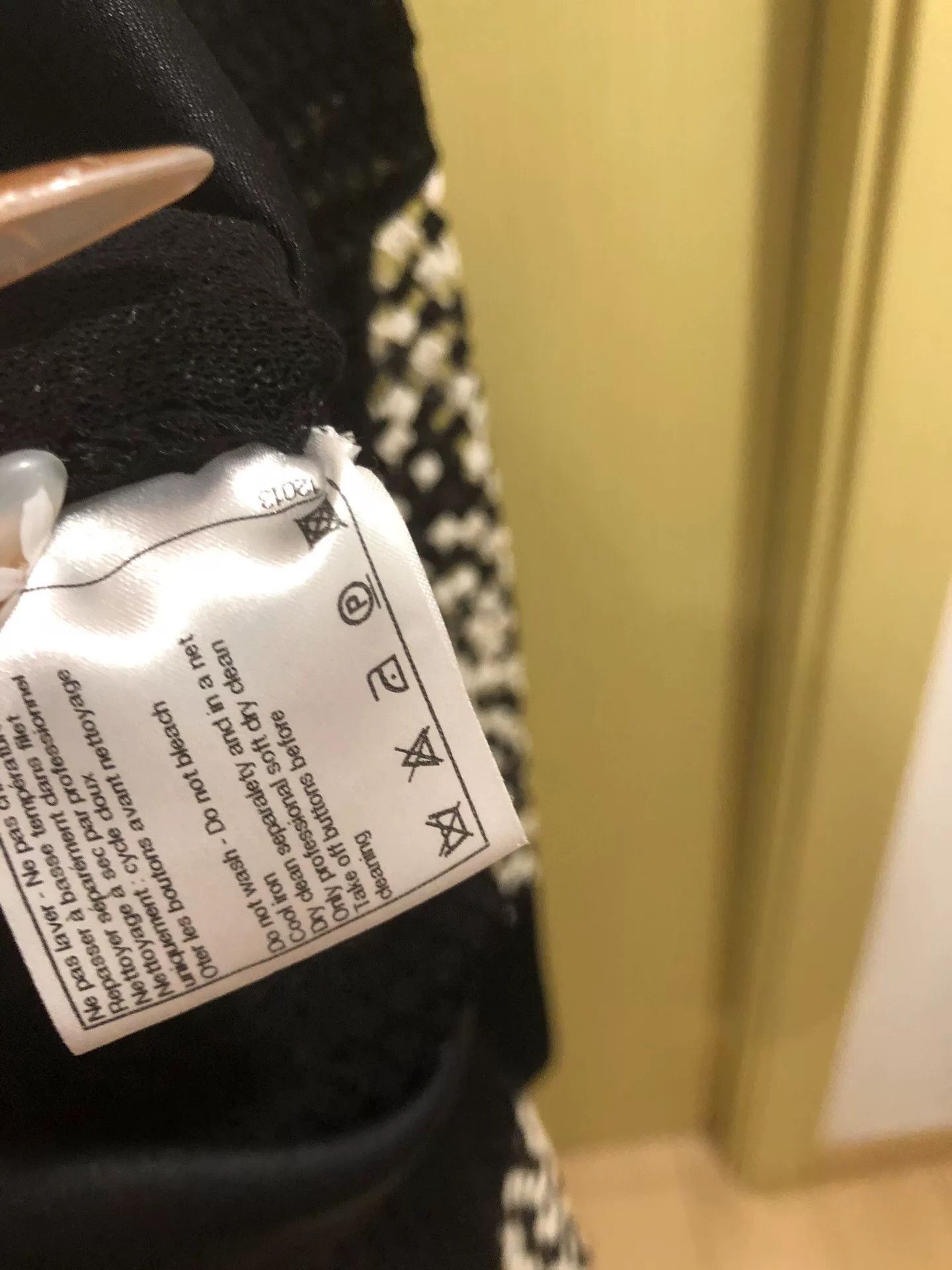 Chanel Chanel Black and White Silk Jacket Size XXS / US 00 / IT 34 - 3 Thumbnail