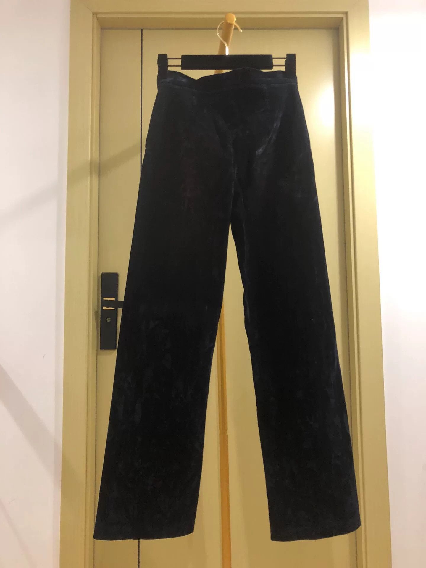 Chanel Vintage Chanel Velvet Straight-Leg Pants Size 26" / US 2 / IT 38 - 2 Thumbnail