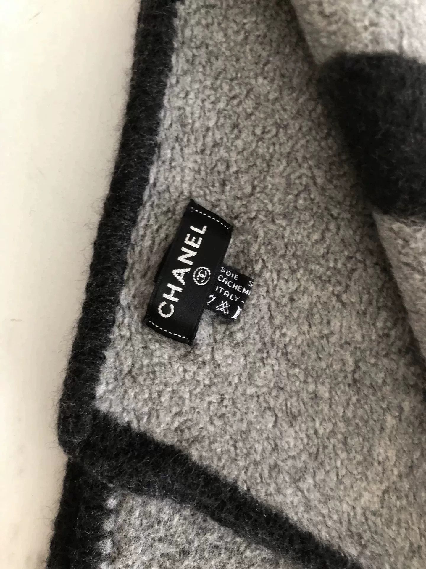 Chanel Chanel Gray Black Logo Scarf Size ONE SIZE - 3 Thumbnail