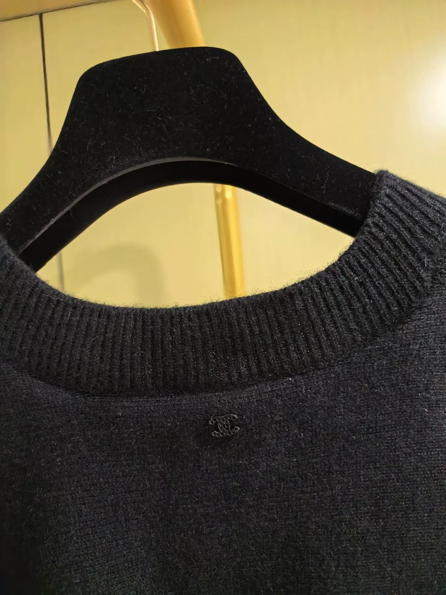 Chanel Chanel Black Cashmere Knit Poncho Sweater Size S / US 4 / IT 40 - 2 Thumbnail