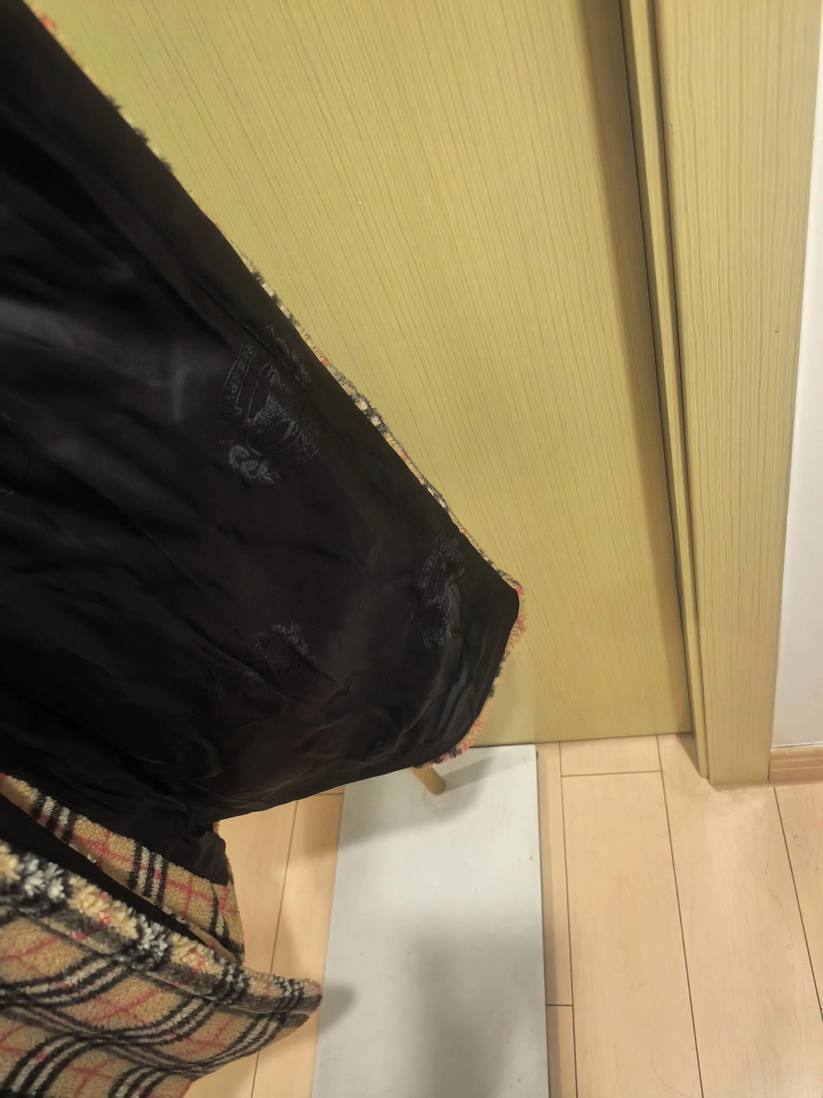Burberry Burberry Double-Breasted Check Coat Size M / US 6-8 / IT 42-44 - 4 Thumbnail