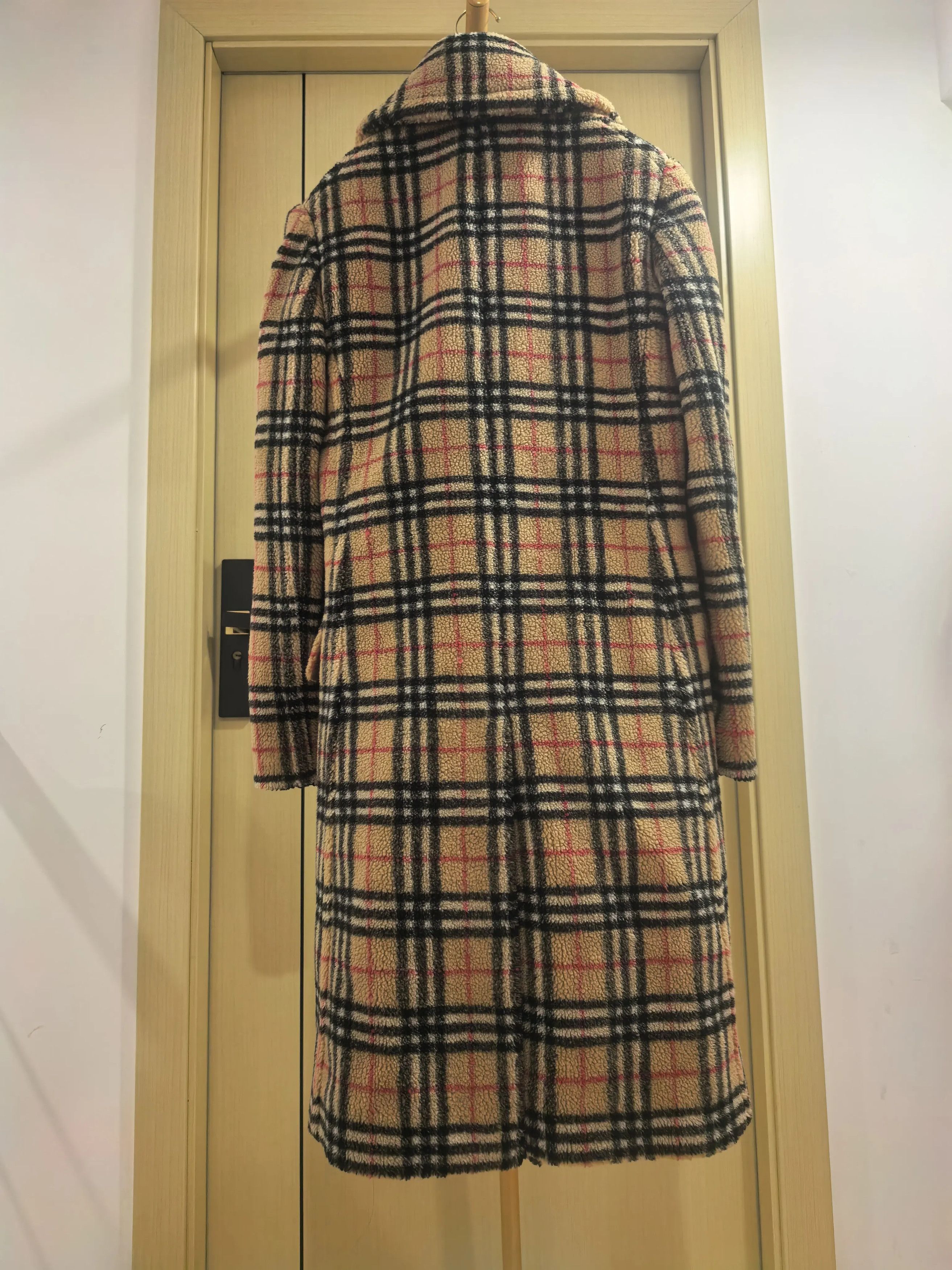 Burberry Burberry Double-Breasted Check Coat Size M / US 6-8 / IT 42-44 - 2 Thumbnail
