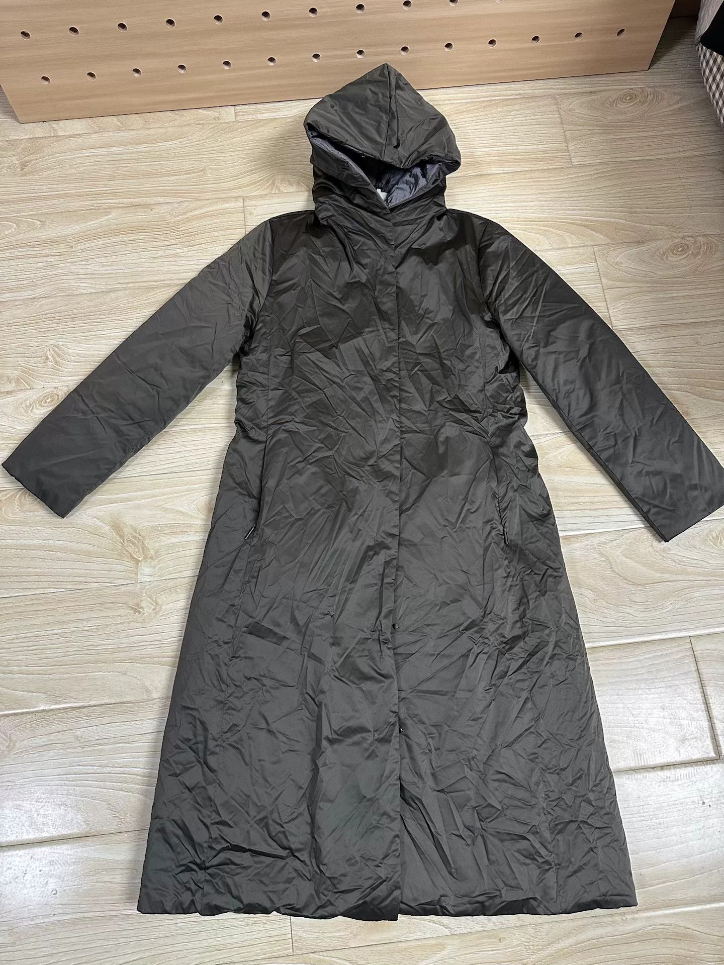 Max Mara Double-Faced Down Jacket with Belt Size M / US 6-8 / IT 42-44 - 2 Thumbnail