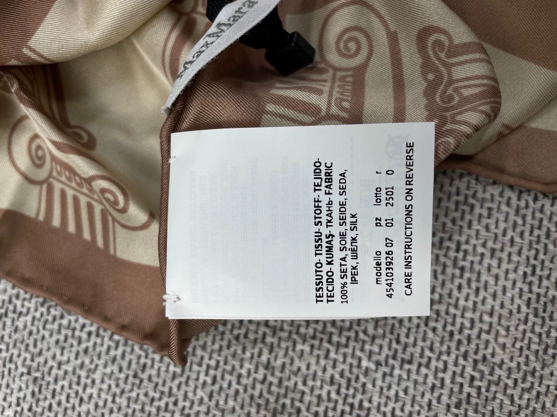Max Mara MaxMara Silk Scarf in Brown Tones Size ONE SIZE - 6 Thumbnail
