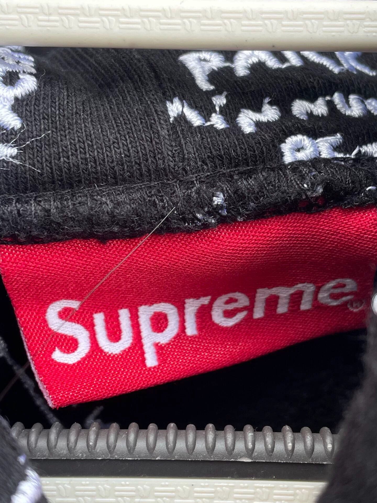 Supreme Supreme Graffiti Hoodie Unisex Size M Size US M / EU 48-50 / 2 - 3 Thumbnail