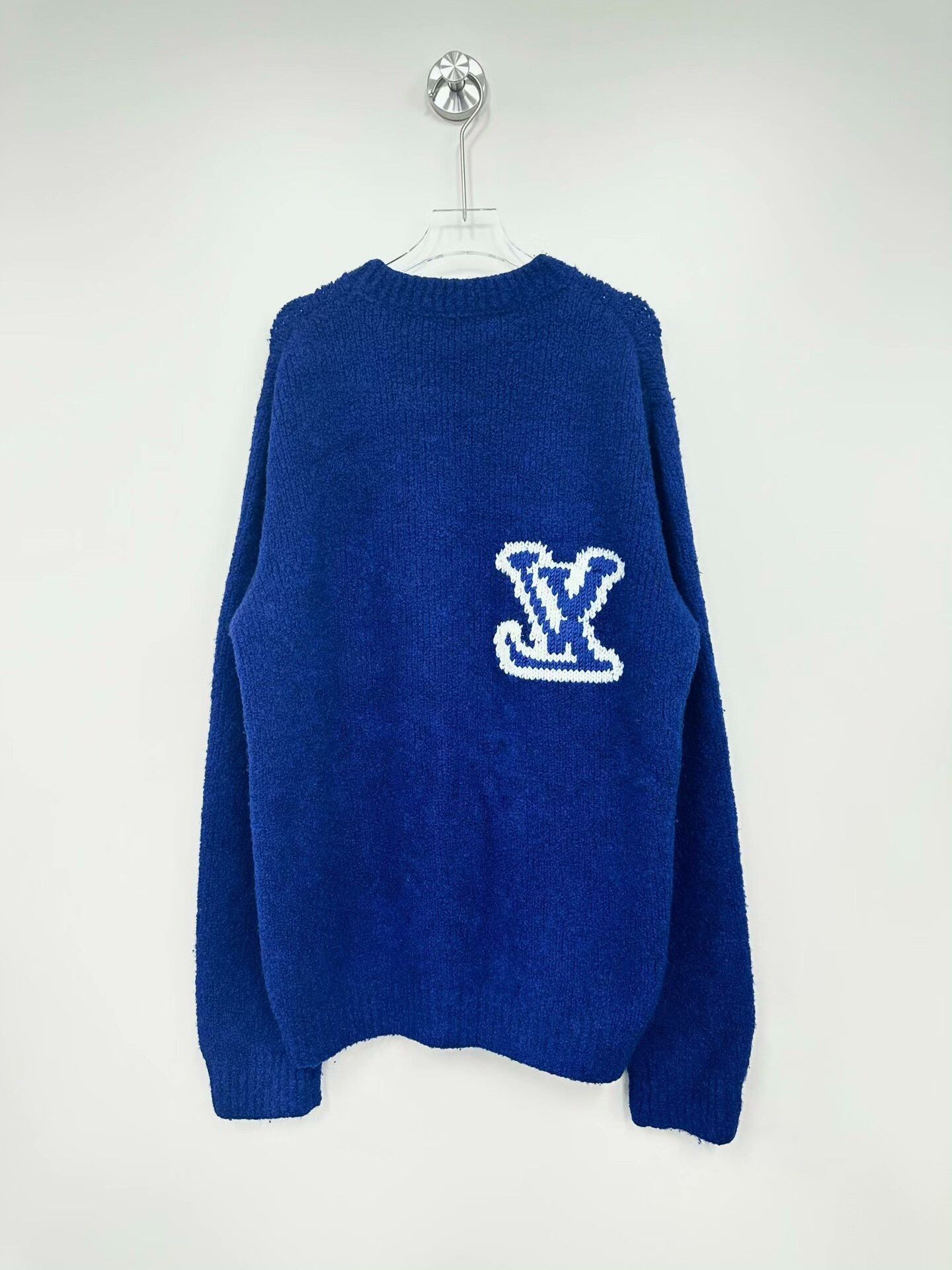 Louis Vuitton Louis Vuitton Blue Logo Teddy Sweater Size US XL / EU 56 / 4 - 2 Thumbnail