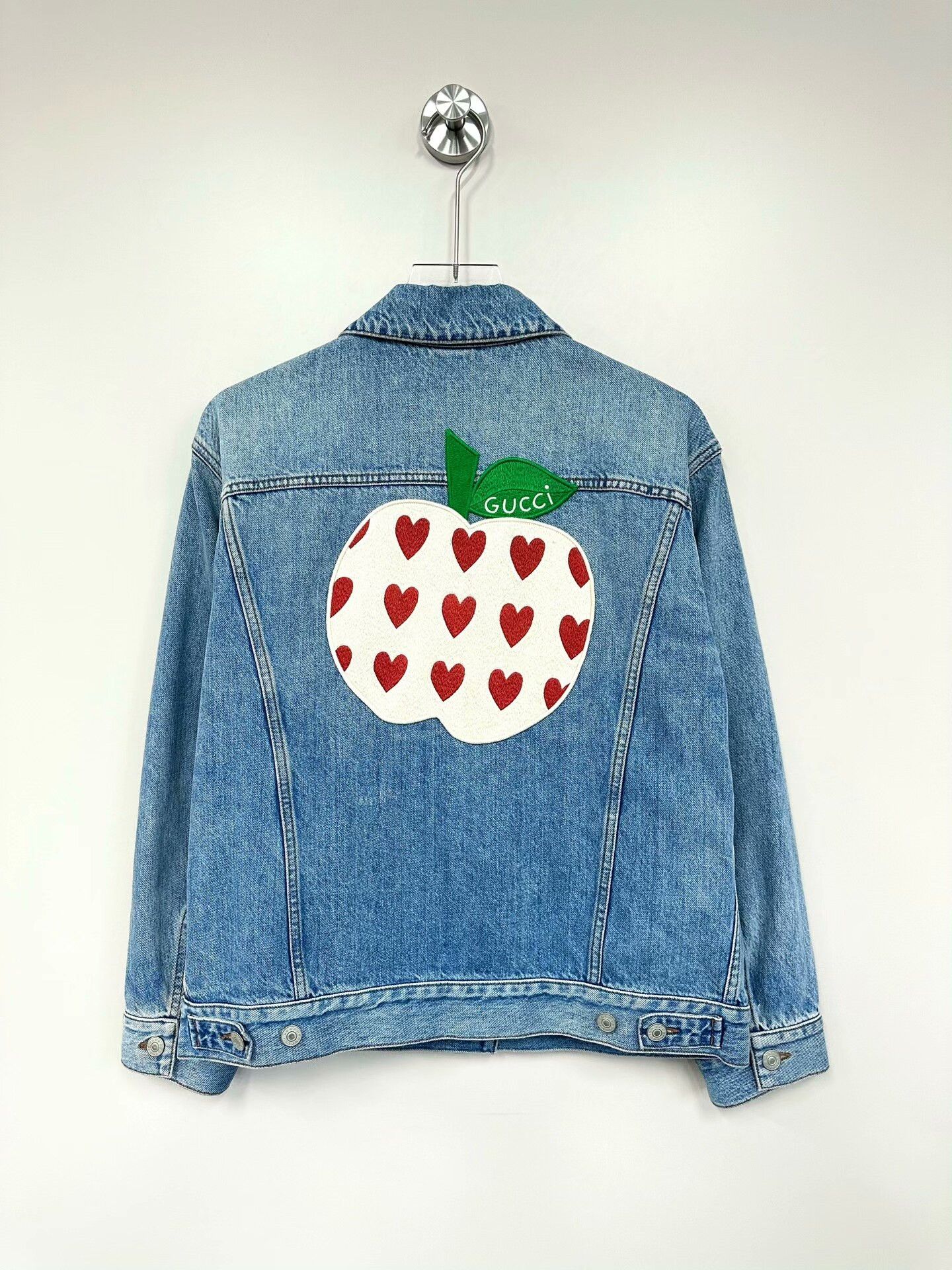 Gucci Gucci Blue Apple Embroidered Denim Jacket Size US S / EU 44-46 / 1 - 2 Thumbnail