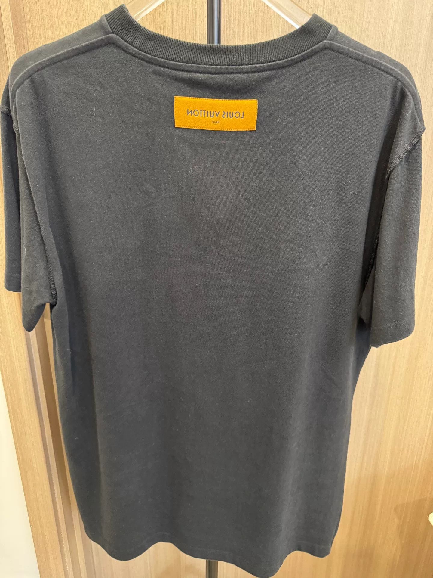 Louis Vuitton Louis Vuitton Logo Embroidered Short Sleeve Shirt Size US M / EU 48-50 / 2 - 2 Thumbnail