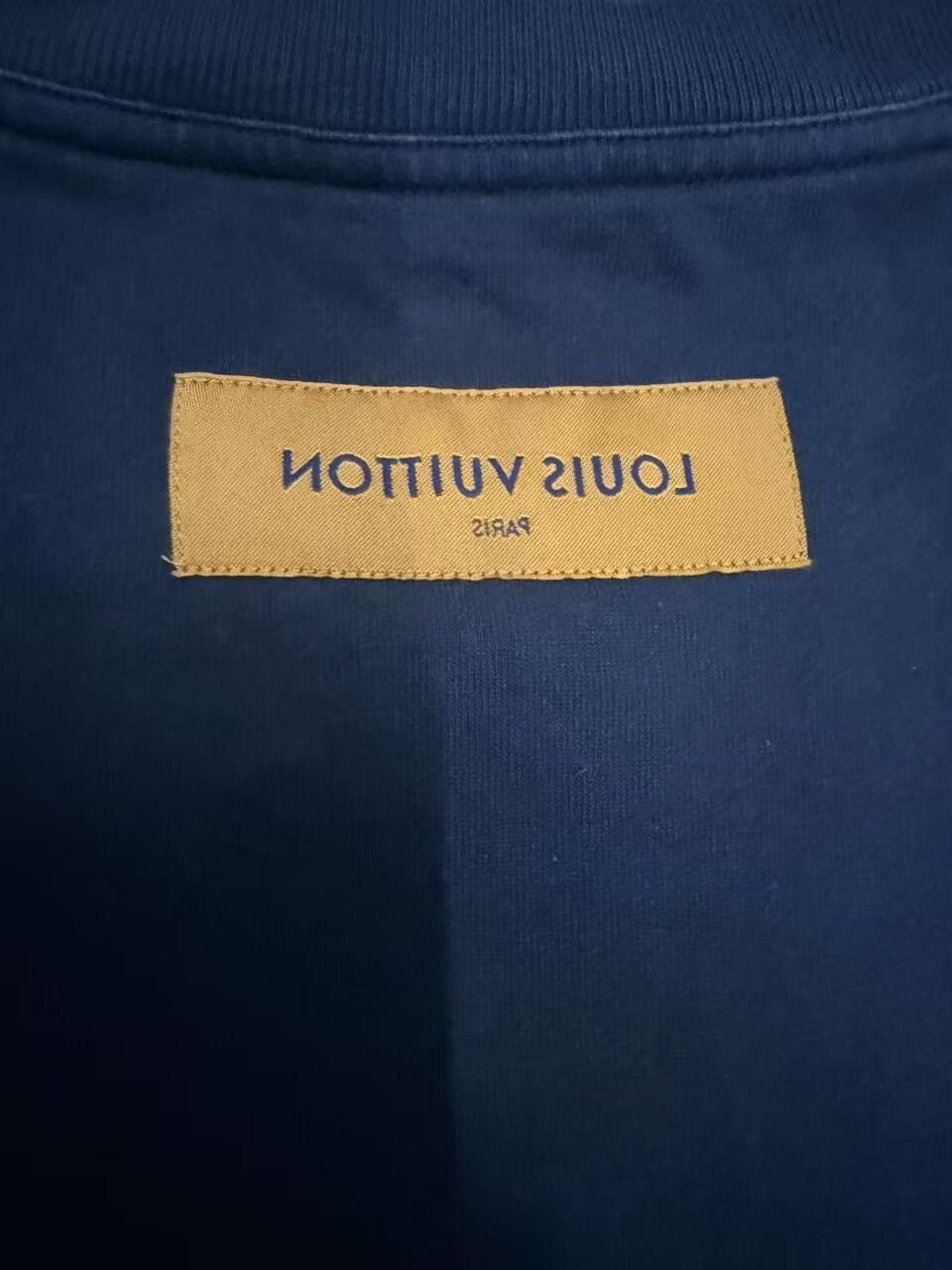 Louis Vuitton Louis Vuitton Short Sleeve T-Shirt Size US L / EU 52-54 / 3 - 4 Thumbnail