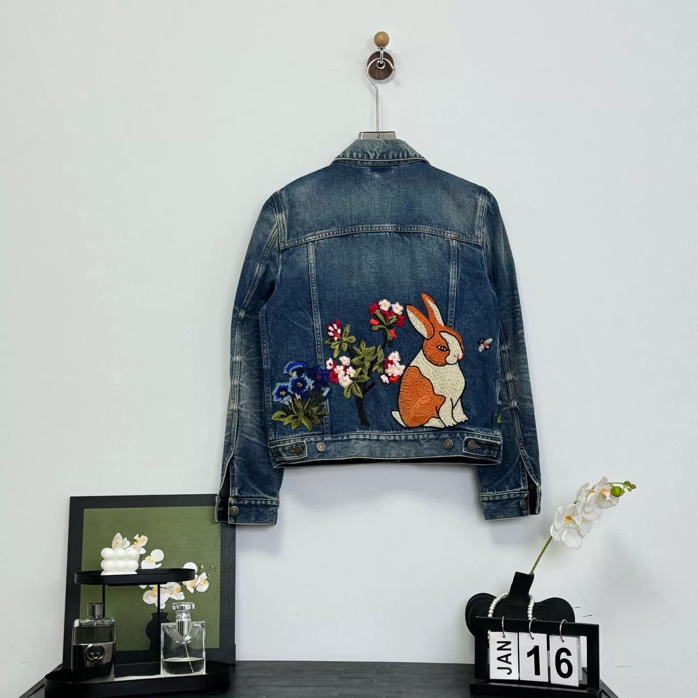 Gucci Gucci Blue Floral Embroidered Denim Jacket Size M / US 6-8 / IT 42-44 - 2 Thumbnail