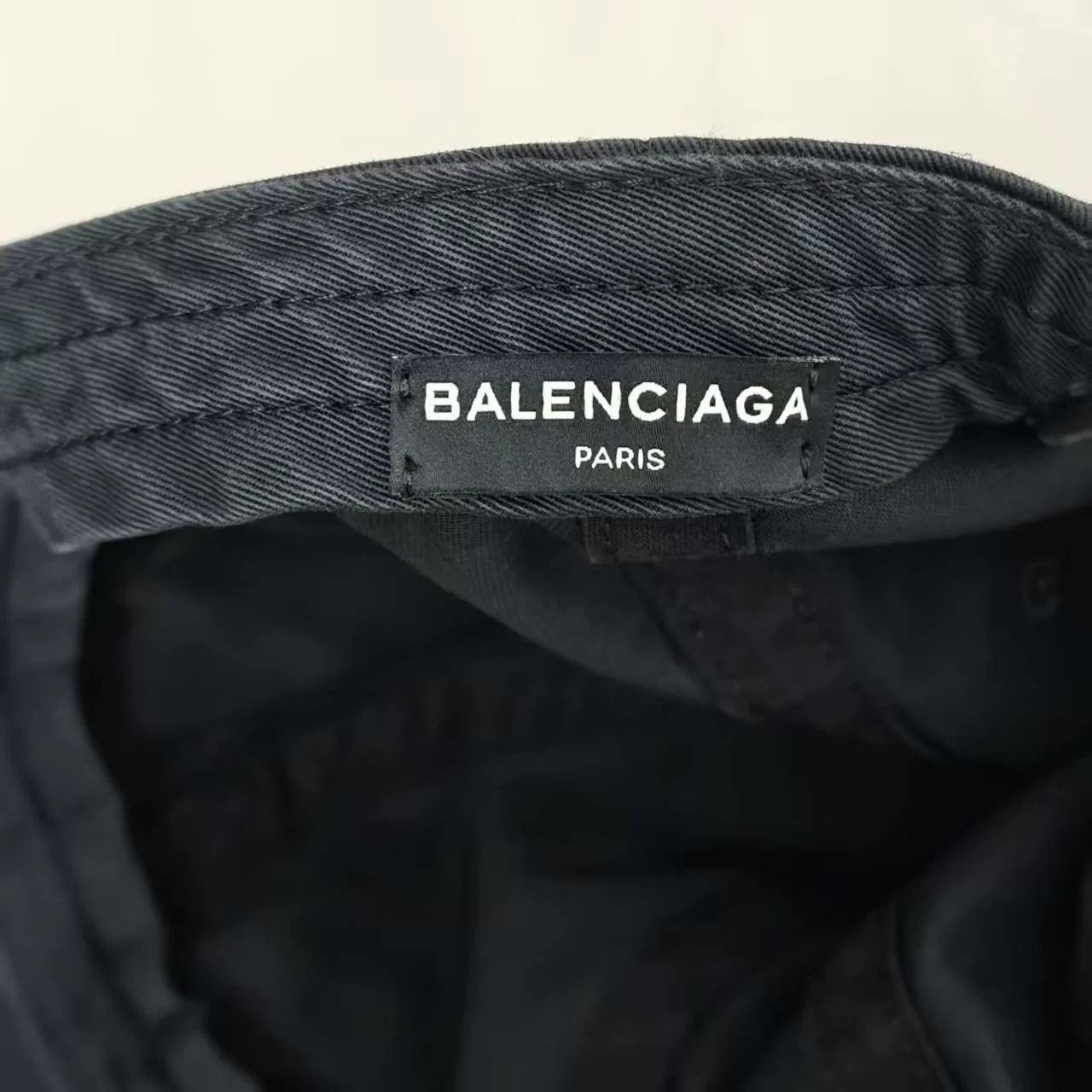 Balenciaga Balenciaga 2017 Black Baseball Cap Size ONE SIZE - 4 Thumbnail