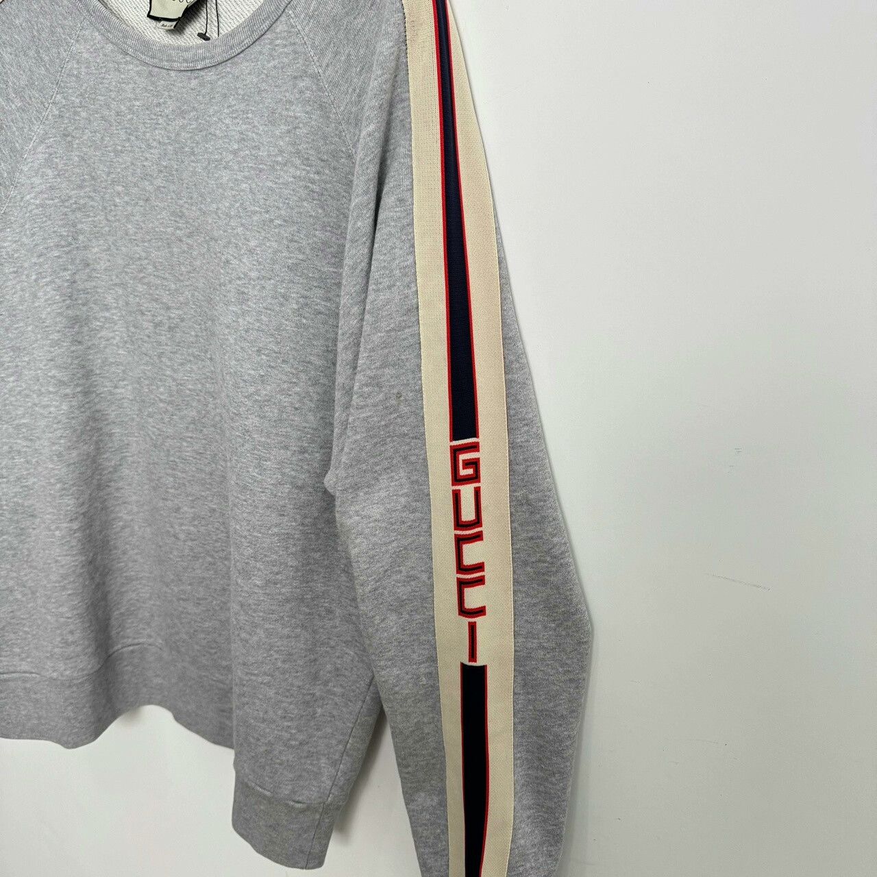 Gucci Gucci Gray Logo Sweatshirt for Men Size US L / EU 52-54 / 3 - 5 Thumbnail