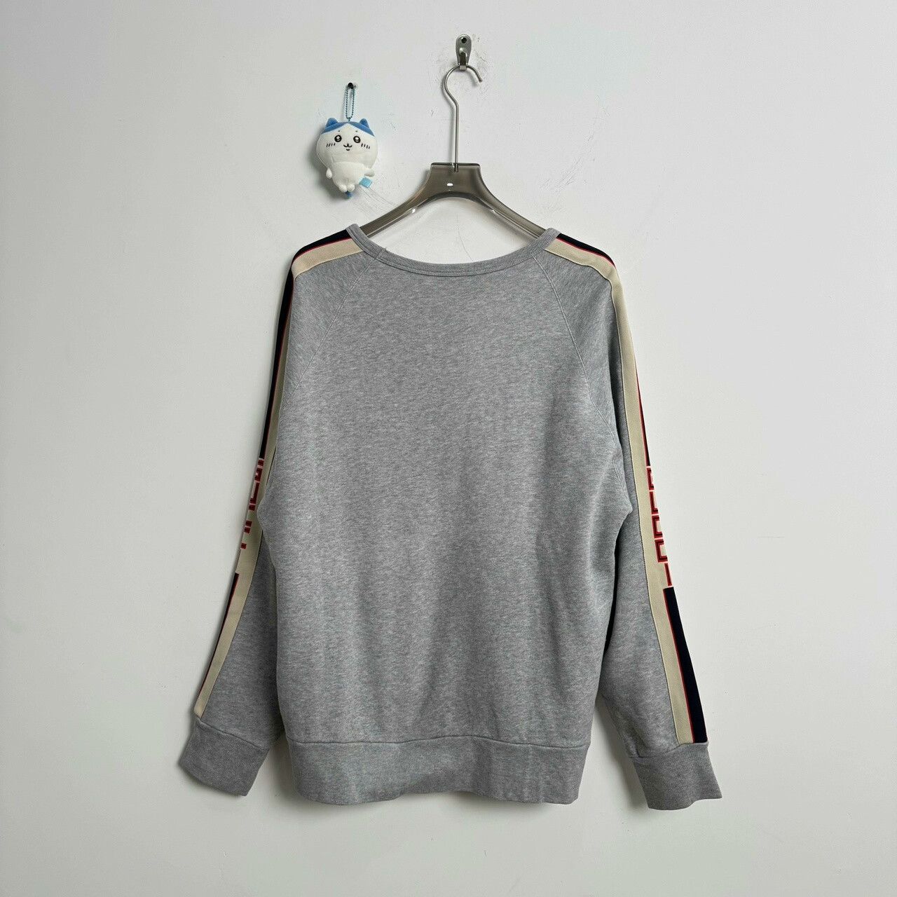 Gucci Gucci Gray Logo Sweatshirt for Men Size US L / EU 52-54 / 3 - 2 Thumbnail