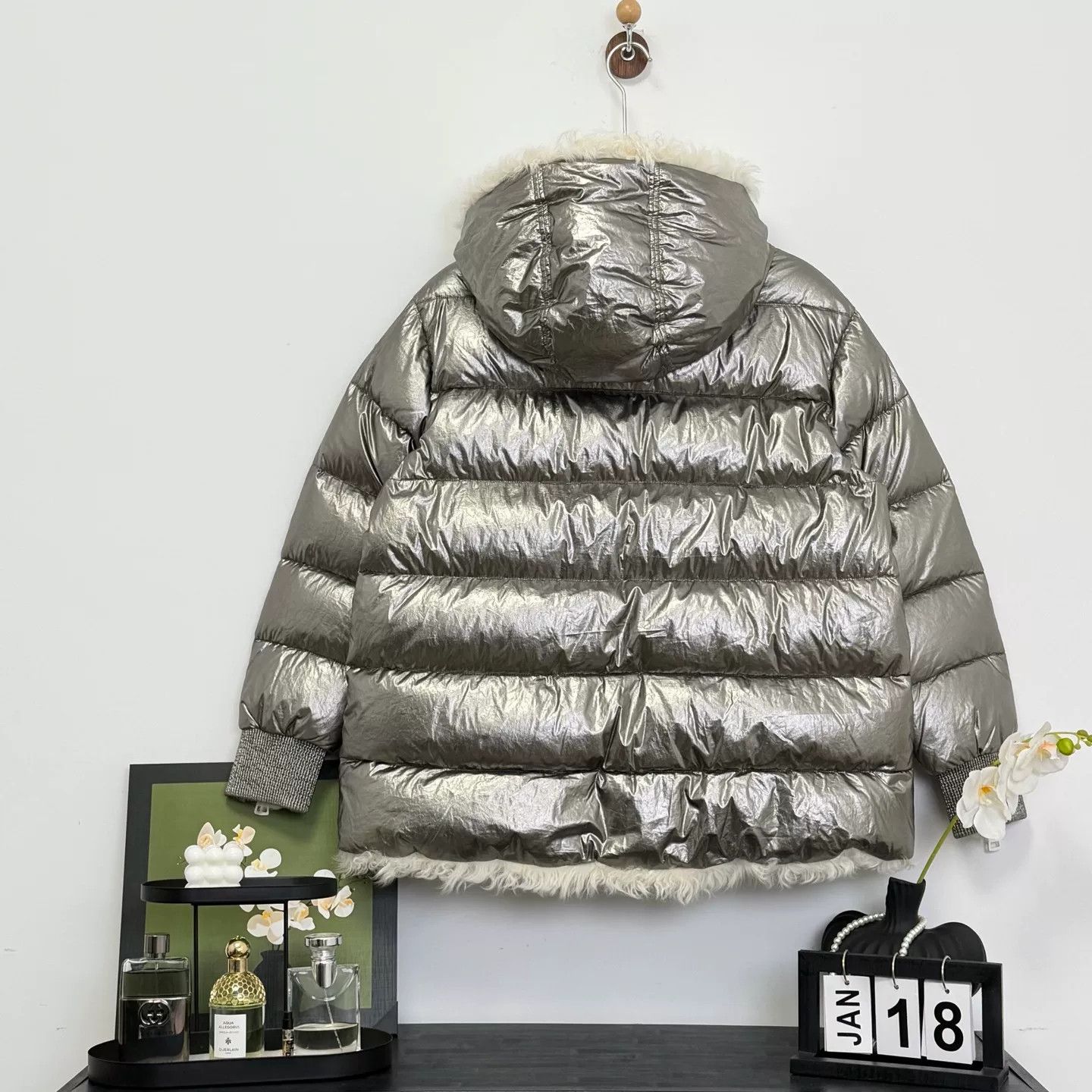 Moncler Silver Moncler Logo Puffer Jacket Size M / US 6-8 / IT 42-44 - 2 Thumbnail